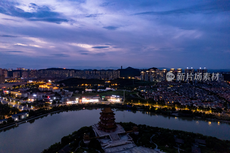 宜宾城市夜幕降临夜景灯光航拍图