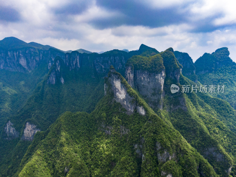 祖国壮丽山河湖南张家界山川地貌摄影图