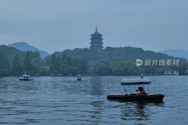 杭州西湖十景雷峰塔游船历史人文