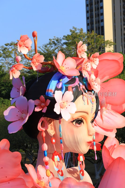 古风花卉头饰人偶特写