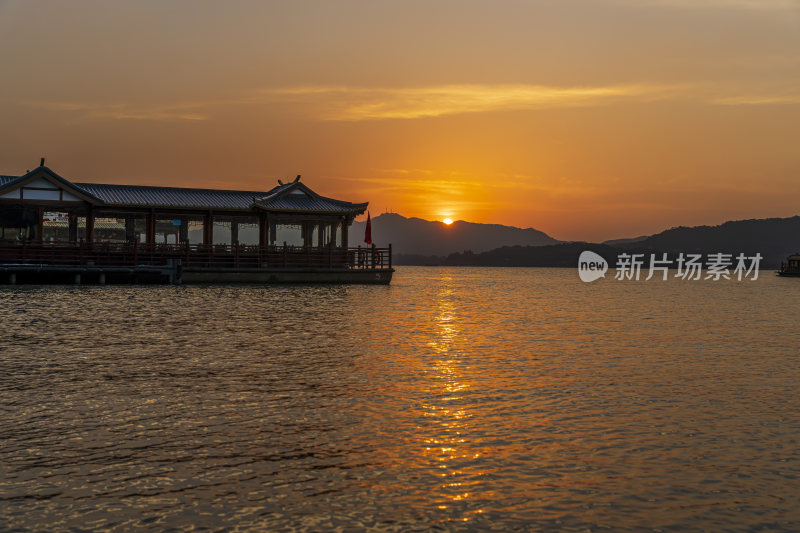 杭州西湖湖滨一公园机动船码头