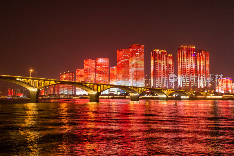 长沙市湘江夜景地标建筑灯光秀