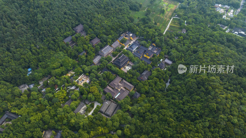 杭州西湖景区灵隐寺晨曦航拍