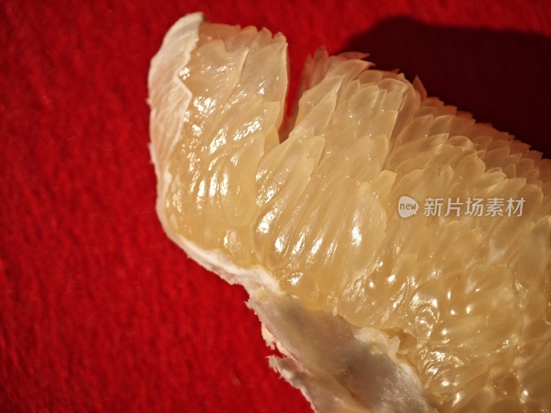 近景特写柚子果肉的饱满多汁