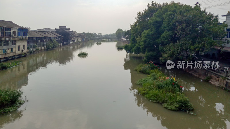 江南水乡河道及沿岸建筑