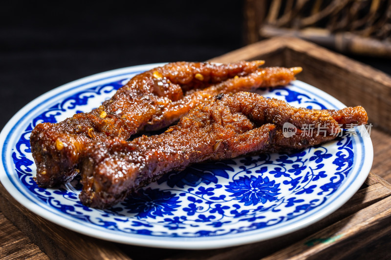 卤味鸡脚美食