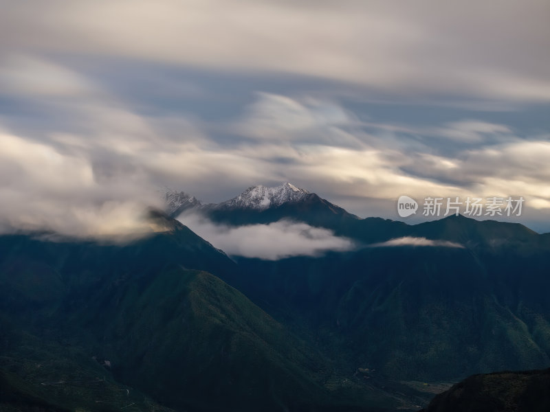 西藏林芝索松村南迦巴瓦峰雪山航拍