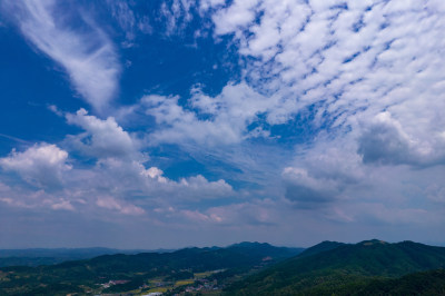 南方山川丘陵航拍摄影图