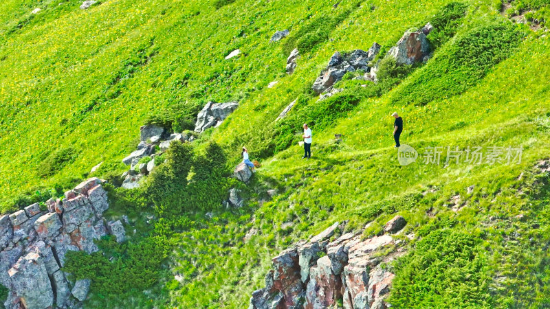 新疆天山山脉独库公路航拍