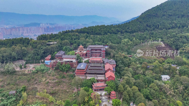 四川达州凤凰山西圣寺航拍图