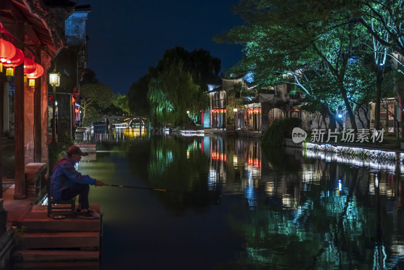 浙江湖州南浔古镇水乡百间楼夜景