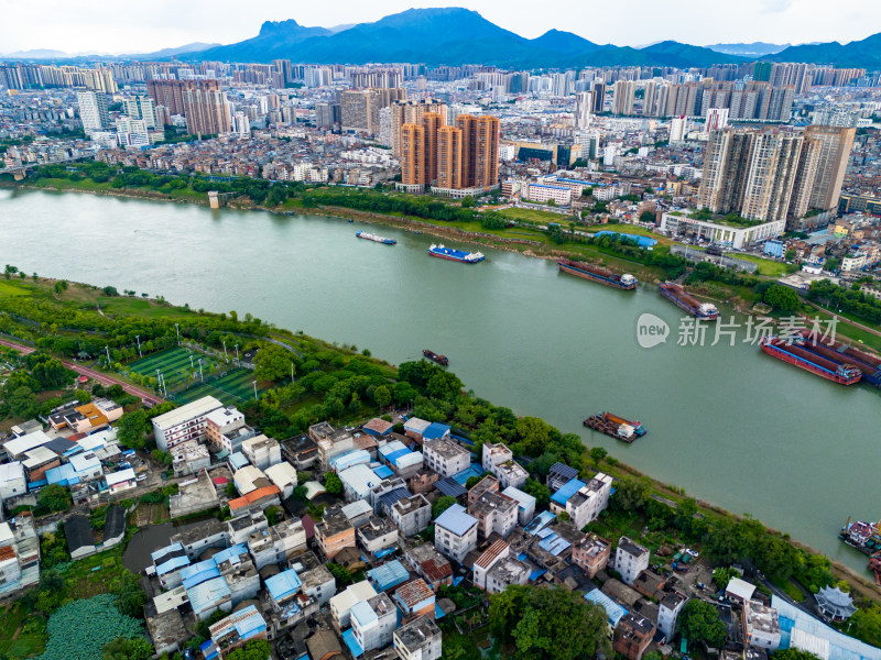 广西贵港城市风光交通航拍图