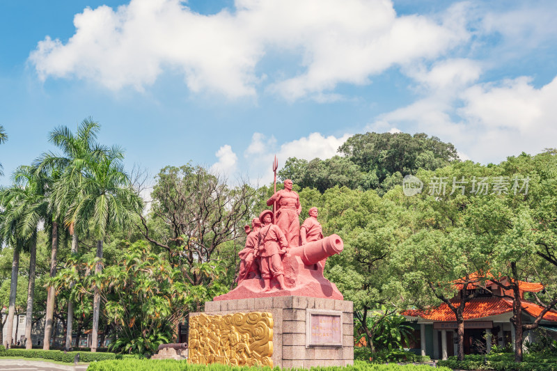 广东省东莞市虎门林则徐纪念馆的英雄雕像