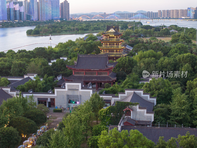 长沙橘子洲拱极楼江天暮雪景区