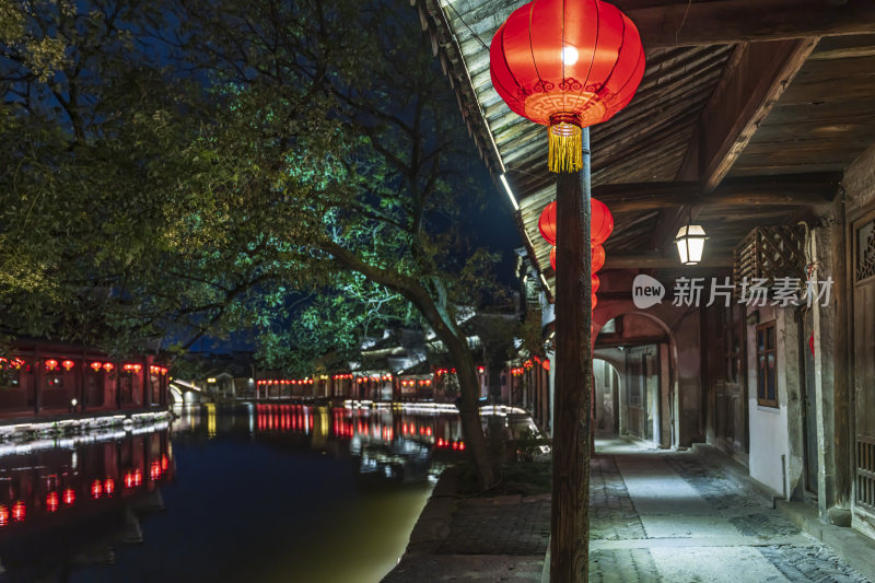 浙江湖州南浔古镇水乡百间楼夜景