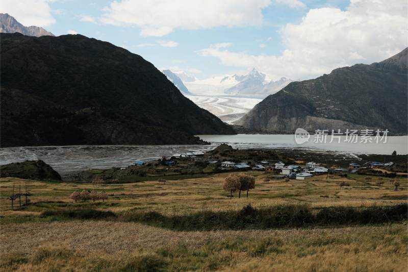 来古冰川村景