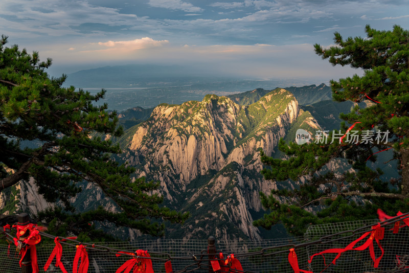 西岳华山日出日落朝霞晚霞云海美景