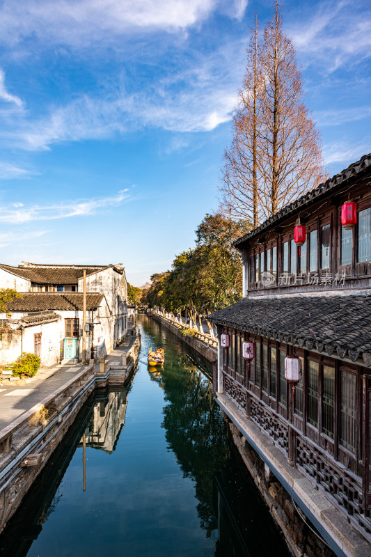 江苏苏州平江路历史街区冬日景观民居