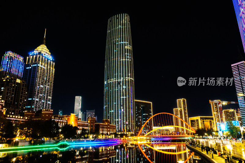 天津市津湾广场海河边大沽桥夜景