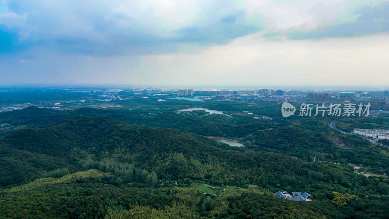 江苏镇江南山风景名胜区航拍图