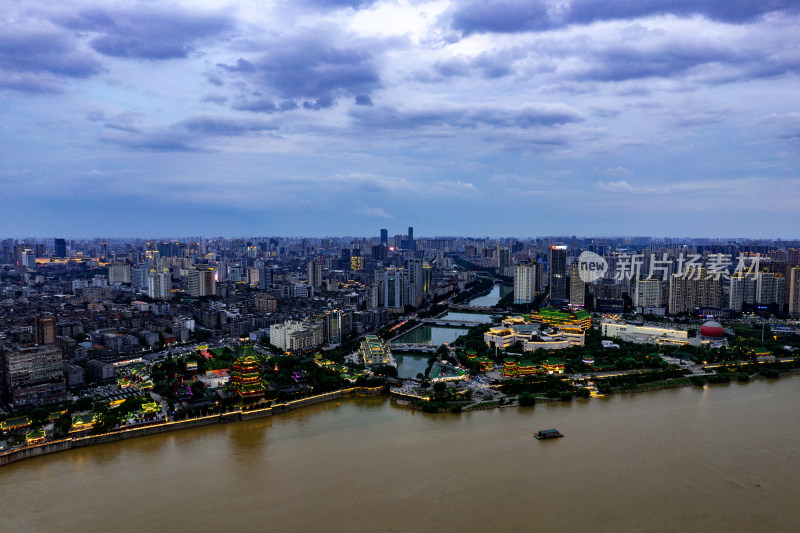 江西南昌城市风光航拍图