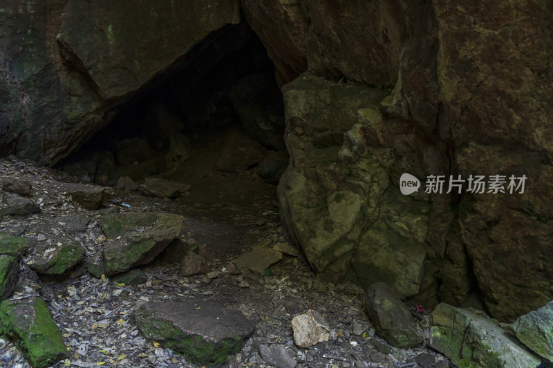 杭州宝石山景区蝙蝠洞