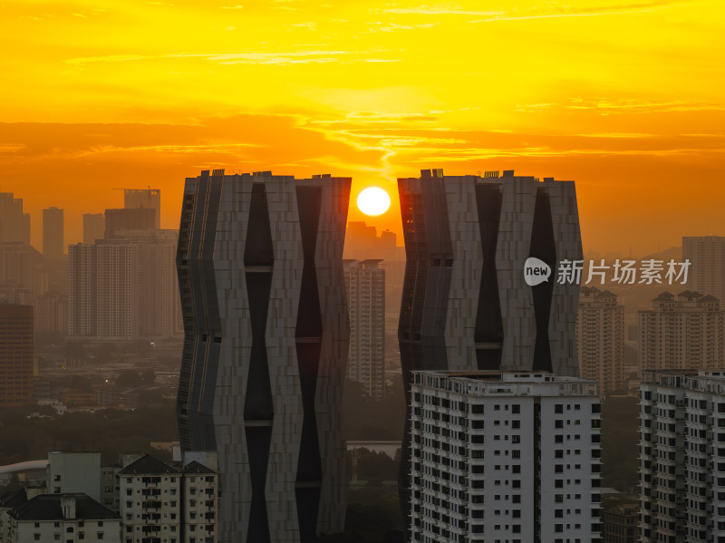 马来西亚吉隆坡莫迪卡石油双子塔日落