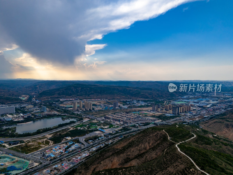 西北地区山区高山种植航拍图