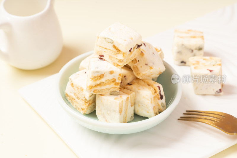 雪花酥甜点