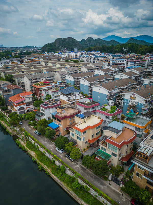 桂林小东江周边城市建筑