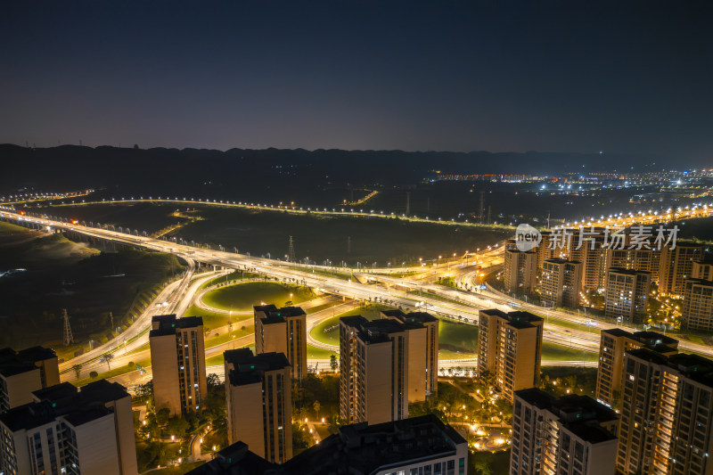 重庆科学城中柱立交夜景航拍