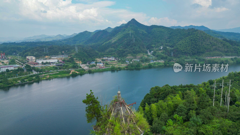 航拍青山绿水山上石塔古建筑