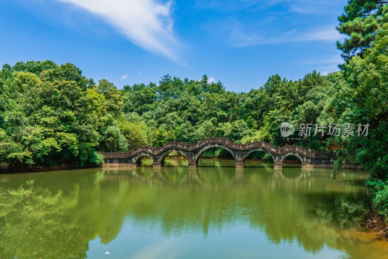 湖南常德5A景区桃花源景区聚贤桥