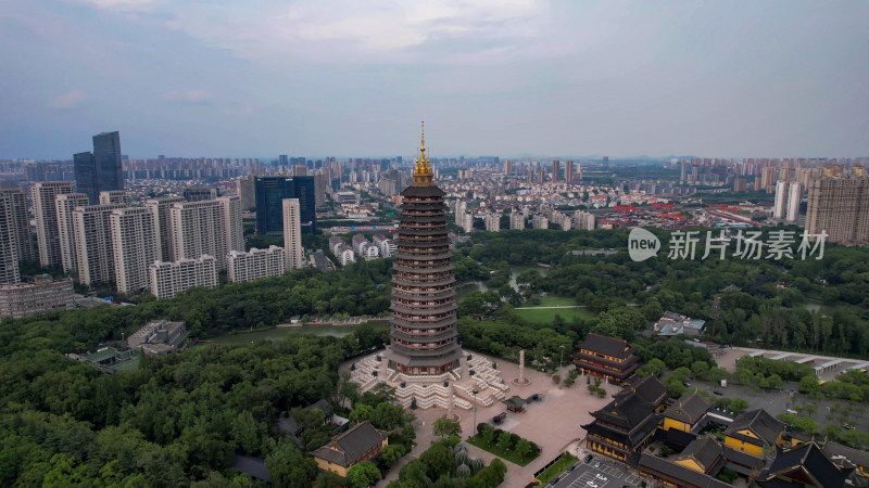 江苏常州红梅公园天宁禅寺航拍图