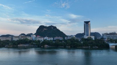 航拍广西柳州市城区鱼峰区夏天下午柳江风景