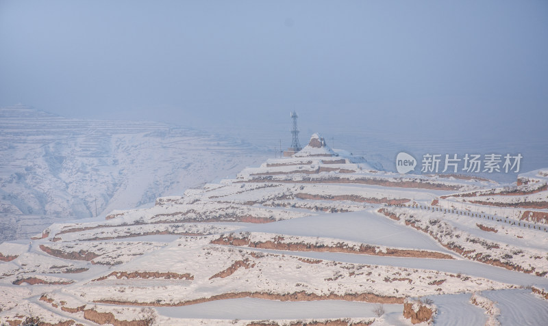 中国西北乡村冬季雪后自然风光