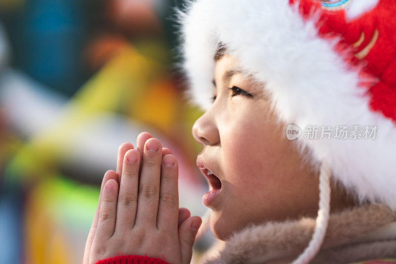 中国传统新年春节儿童红色可爱喜庆服装