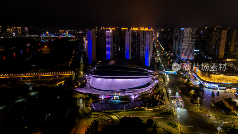 宝鸡国金中心大剧院夜景航拍图