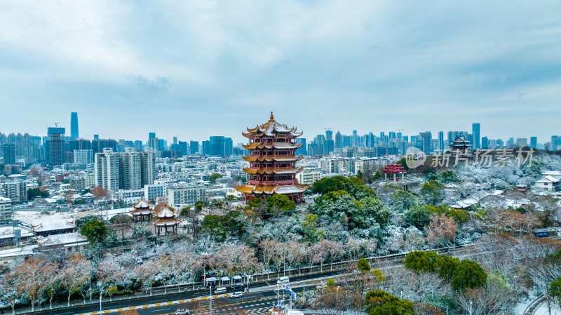 中国武汉城市名片地标建筑黄鹤楼小雪