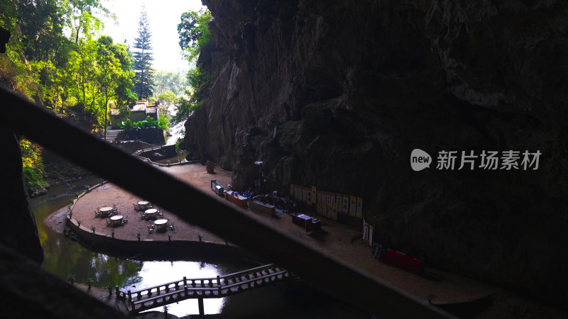 广东阳春凌霄岩溶洞洞穴