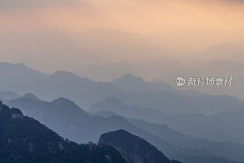 河南洛阳栾川老君山大山山脉特写