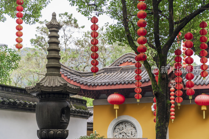 杭州飞来峰景区上天竺法喜禅寺古建筑