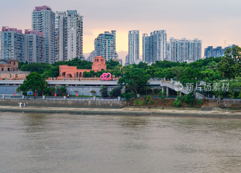 福建福州闽江沿岸城市风光