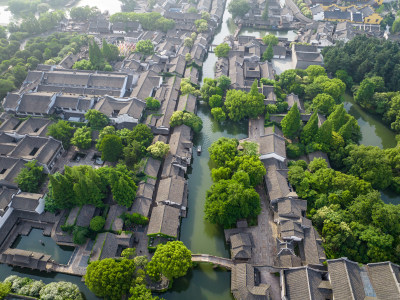 航拍江南水乡古镇乌镇全景