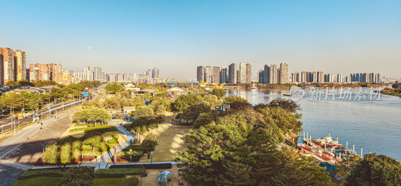 ，佛山市东平河畔东平路