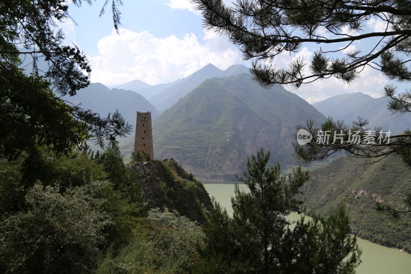 四川川西阿坝州茂县叠溪海子高视角风景