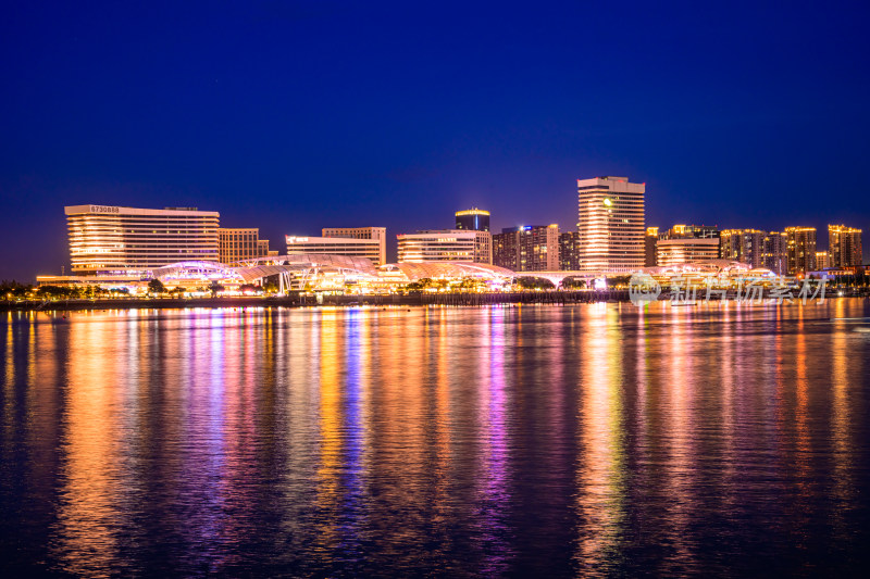 厦门五缘湾帆船俱乐部夜景