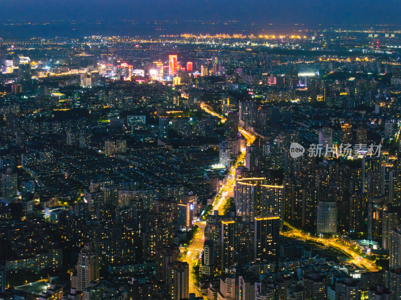 航拍上海现代都市摩天大楼陆家嘴外滩夜景