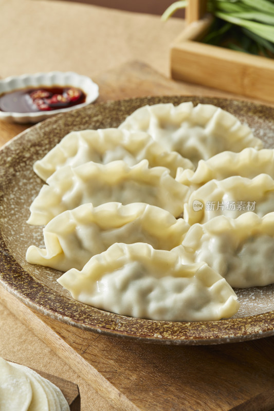 传统中餐美食 韭菜猪肉水饺