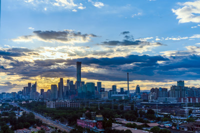 中国北京夏季国贸CBD城市天际线夕阳晚霞